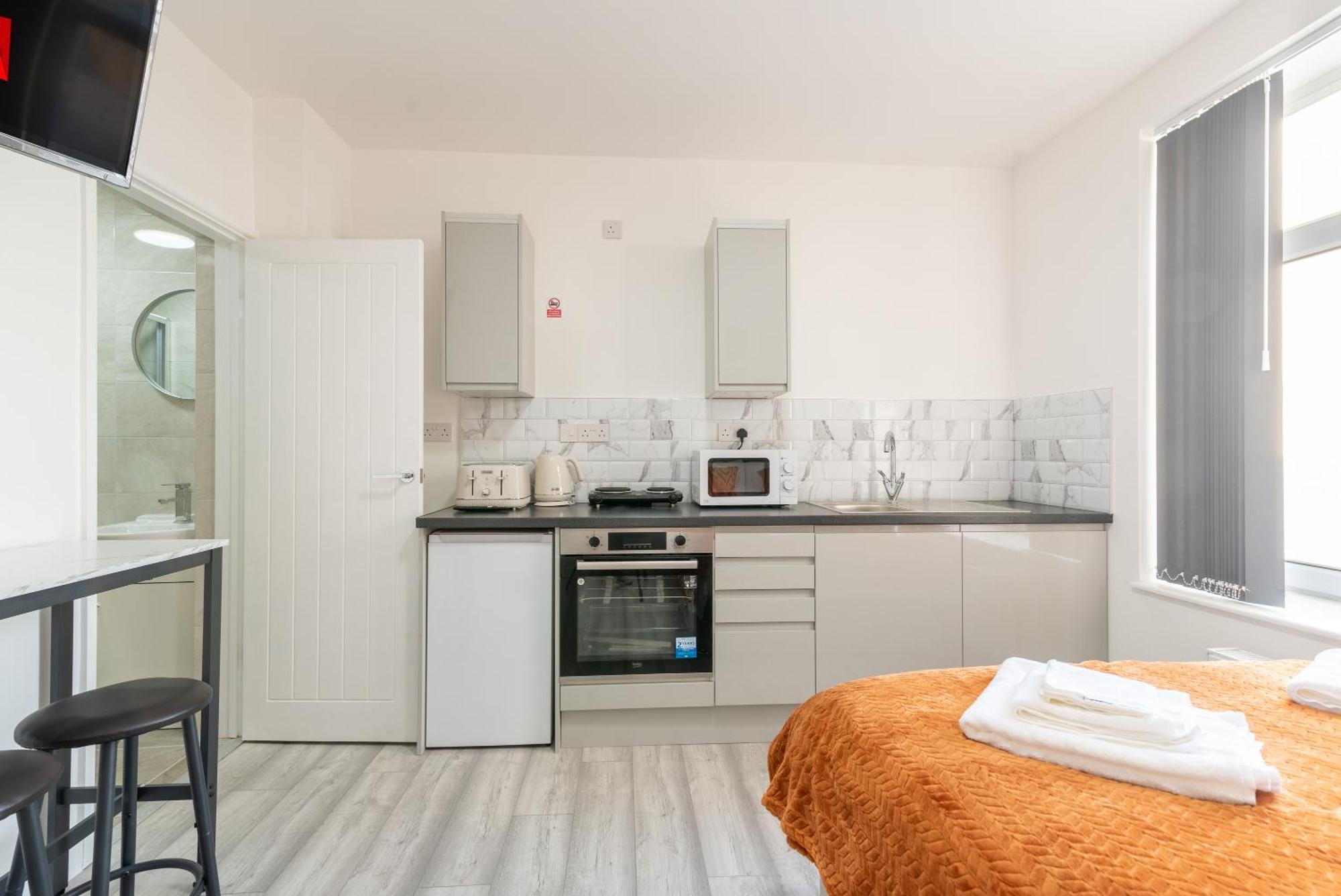 Cosy Cardiff Apartments - Garden Lounge Extérieur photo