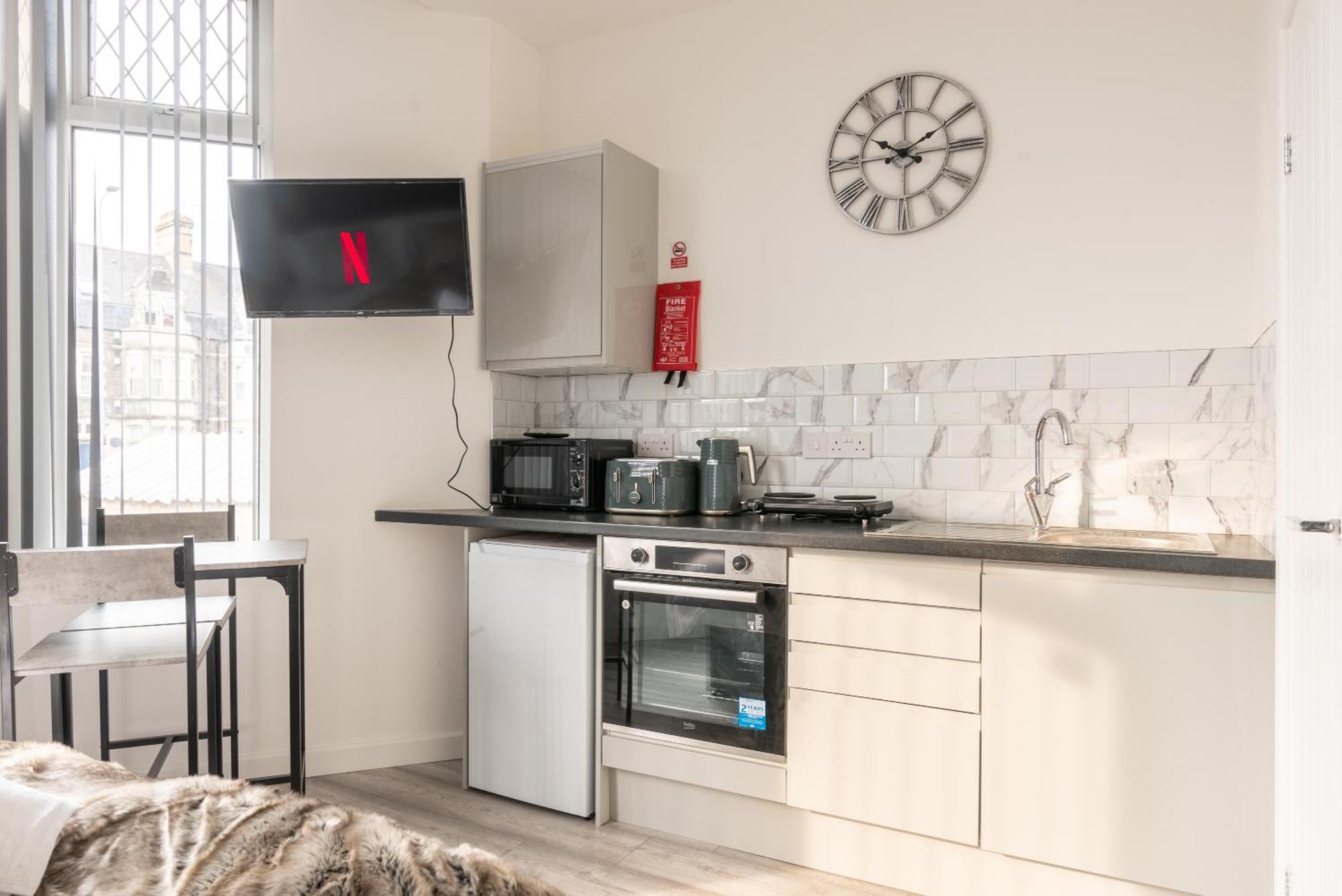 Cosy Cardiff Apartments - Garden Lounge Extérieur photo