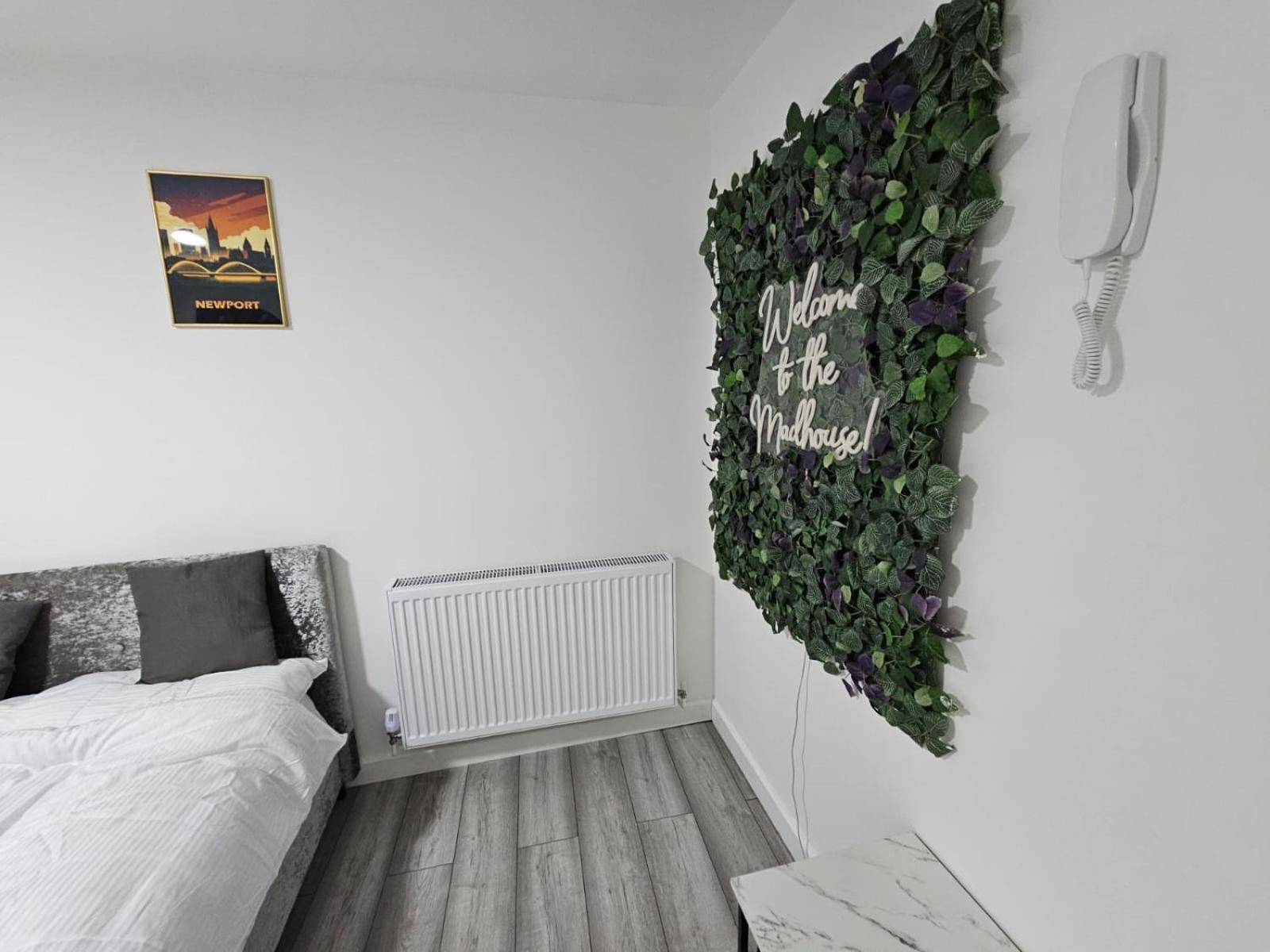 Cosy Cardiff Apartments - Garden Lounge Extérieur photo