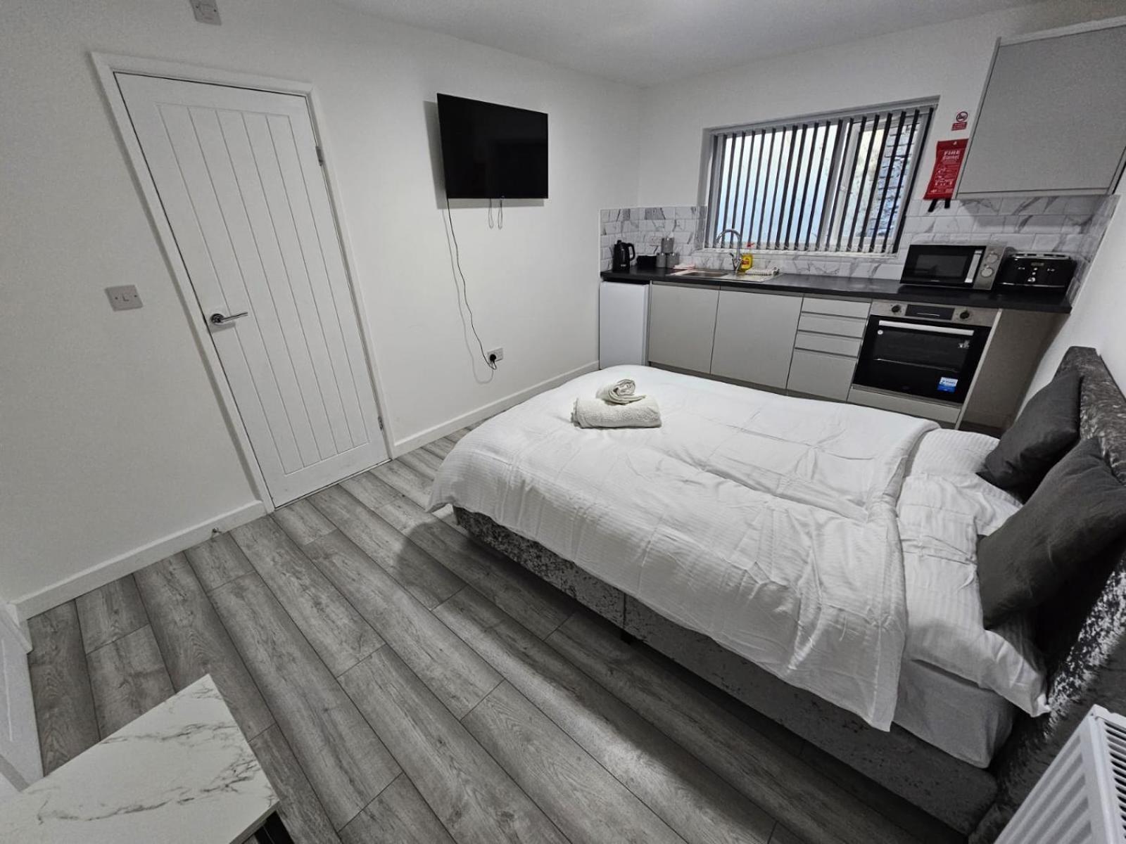 Cosy Cardiff Apartments - Garden Lounge Extérieur photo